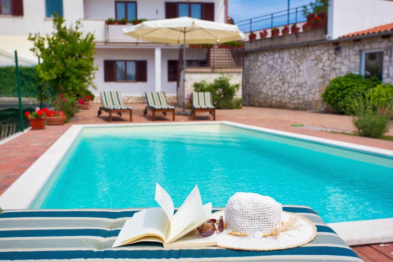 Holiday Home Elvis, Village Kujici Hreljići Eksteriør billede