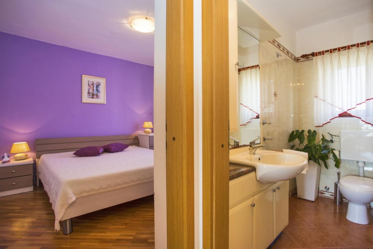 Holiday Home Elvis, Village Kujici Hreljići Eksteriør billede