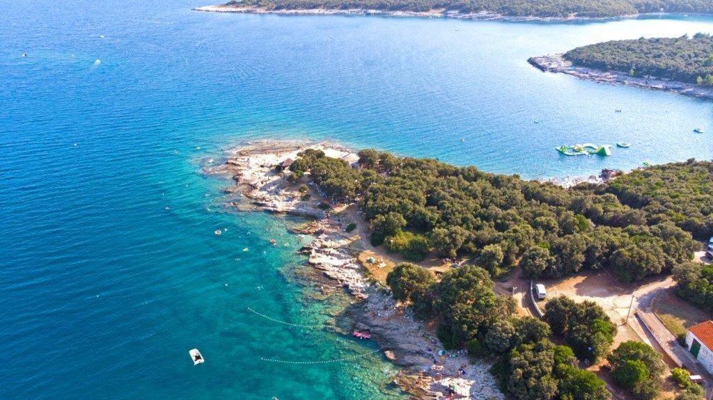 Holiday Home Elvis, Village Kujici Hreljići Eksteriør billede